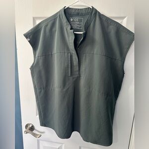 💚 FIGS SCRUBS 💚 Bonsai Figs Scrub Top